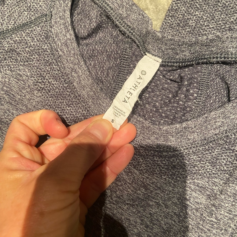 Athleta shirt size small like new